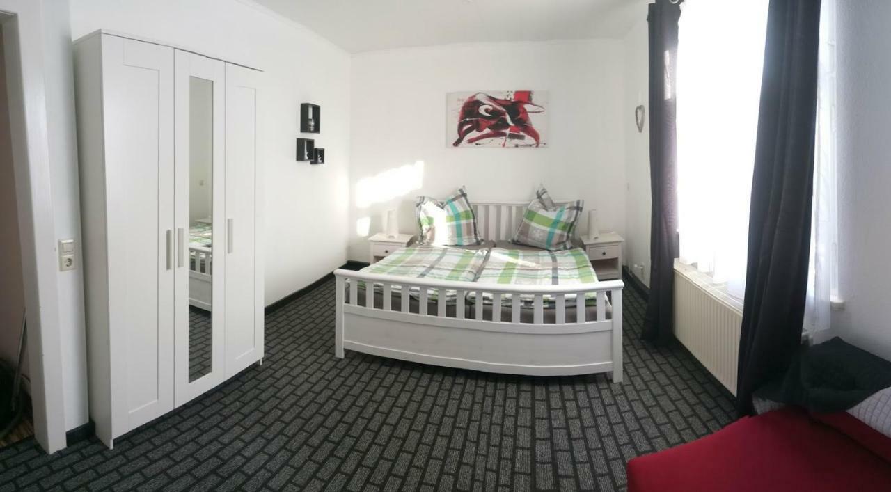 Ferienwohnung Charlett Dresden Bagian luar foto